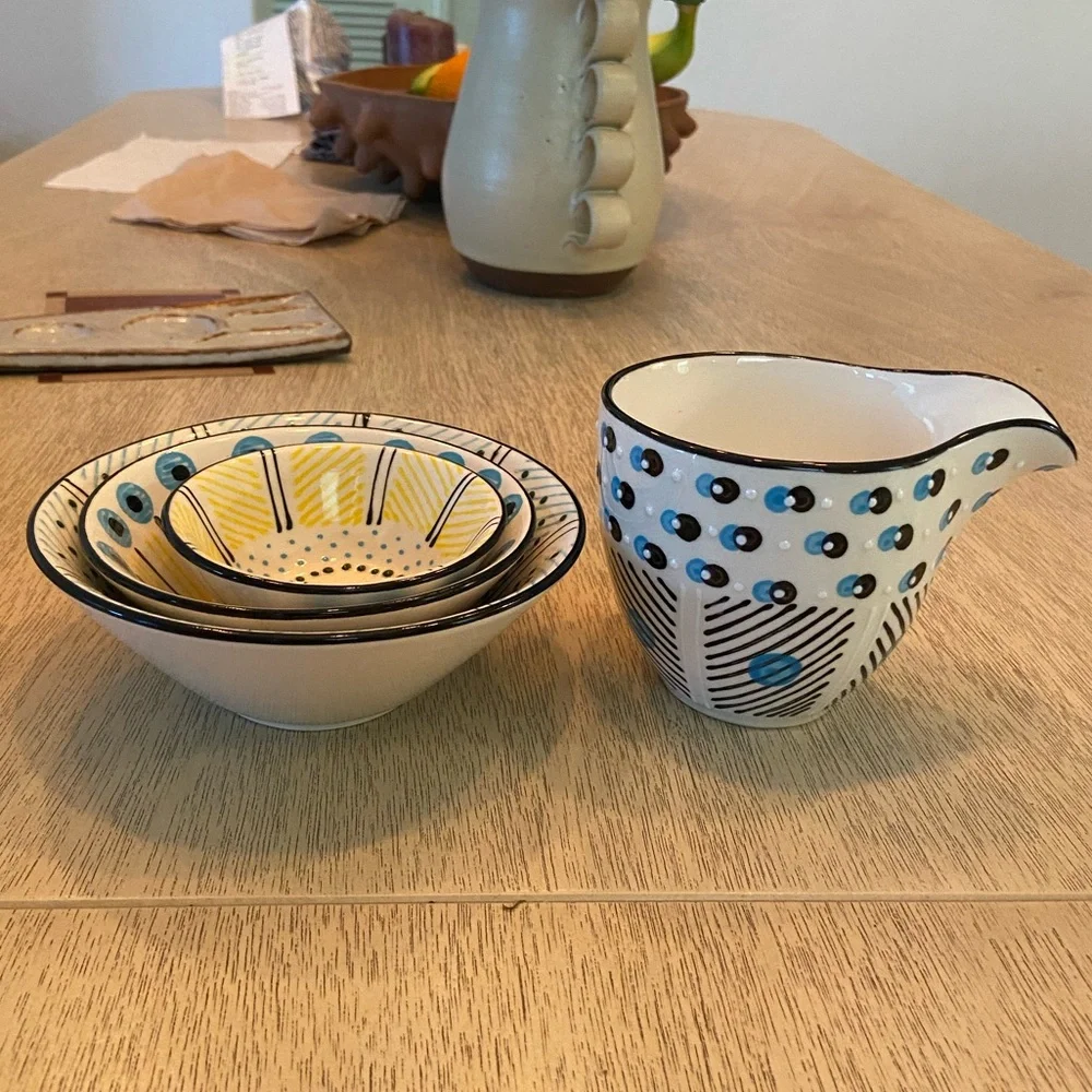 West Elm X Potters workshop set of 3 stacking bowls and gravy sauce bowl